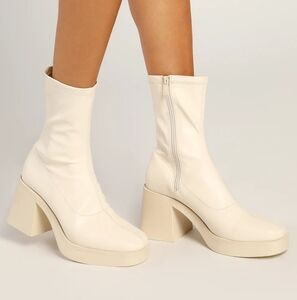 Hughez White Platform Boots